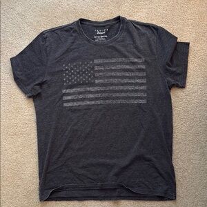 Lucky Brand Gray Short Sleeve Tee with Modern Flag Design